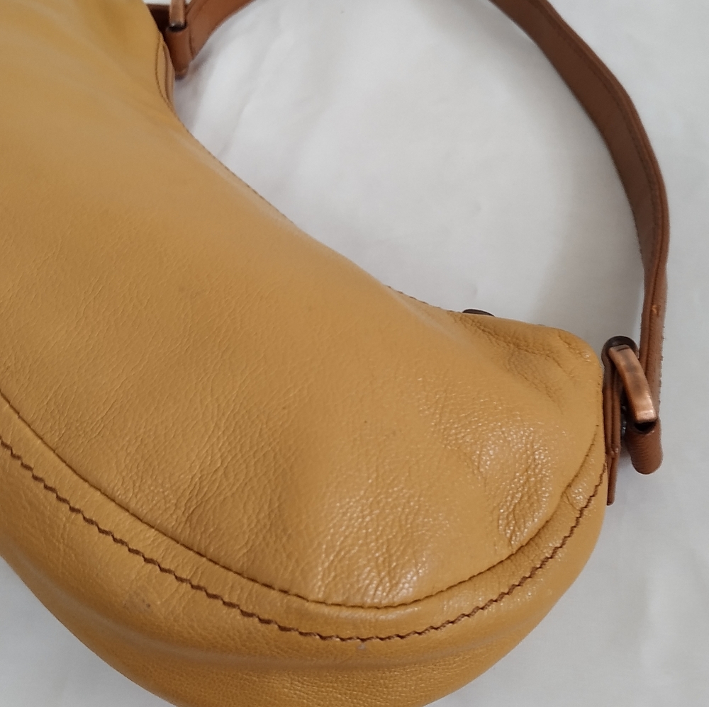 Vinces Bench baggute bag - Picture 7 of 9